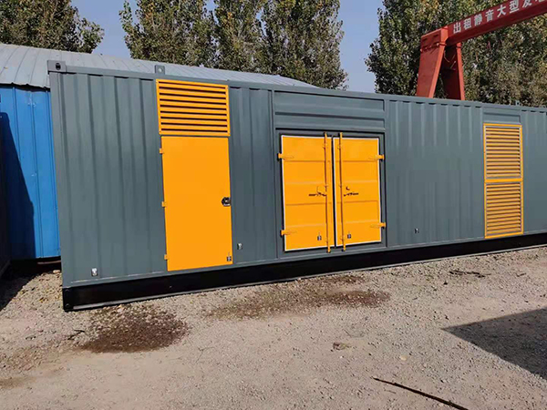 汤旺河300kw 柴油发电机组用多大的空气开关？